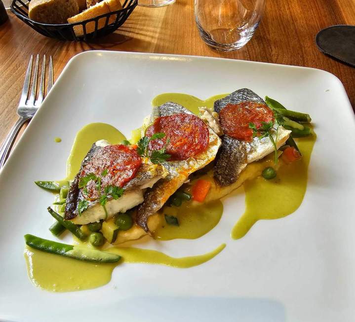 Filet de bar caponata Rochefort-en-Yvelines