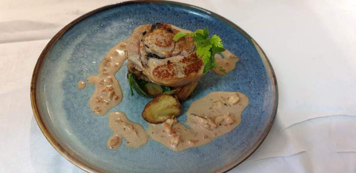 Croustillant de pied de porc et son gâteau d'aubergine Rochefort-en-Yvelines